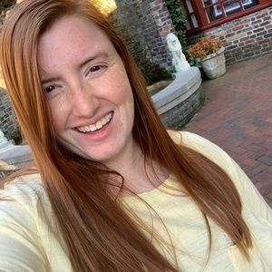 Meet your Posher, Isabella